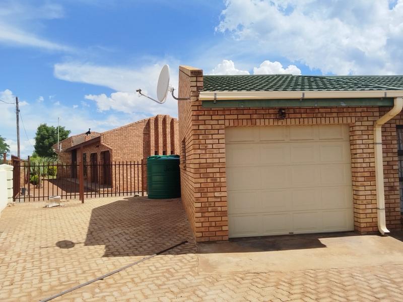 3 Bedroom Property for Sale in Kuruman Northern Cape